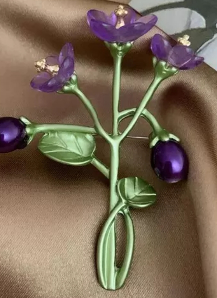 NWT Violets Brooch Enamel Bronze patina - Picture 6 of 8